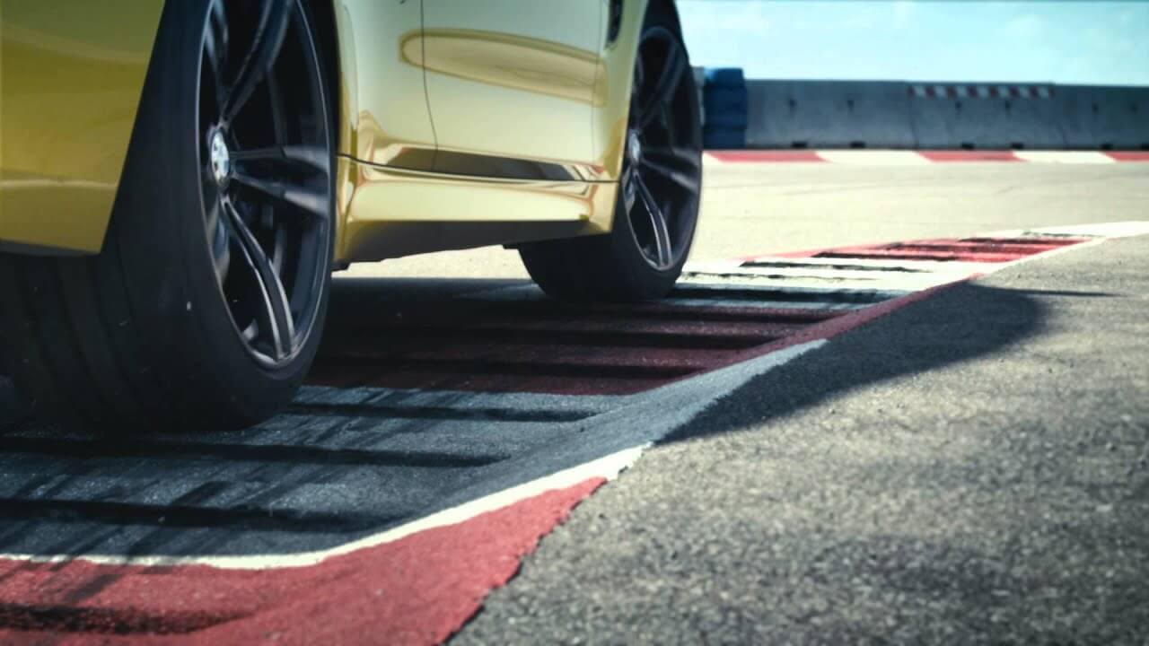 BMW M4 – „Ultimate Racetrack“ – youtube