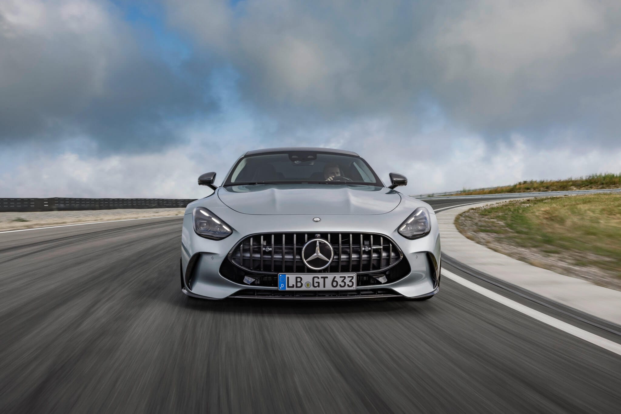 Das neue Mercedes-AMG GT Coupé: SO AMG, made in AffalterbachThe all-new Mercedes-AMG GT Coupé: SO AMG, made in Affalterbach